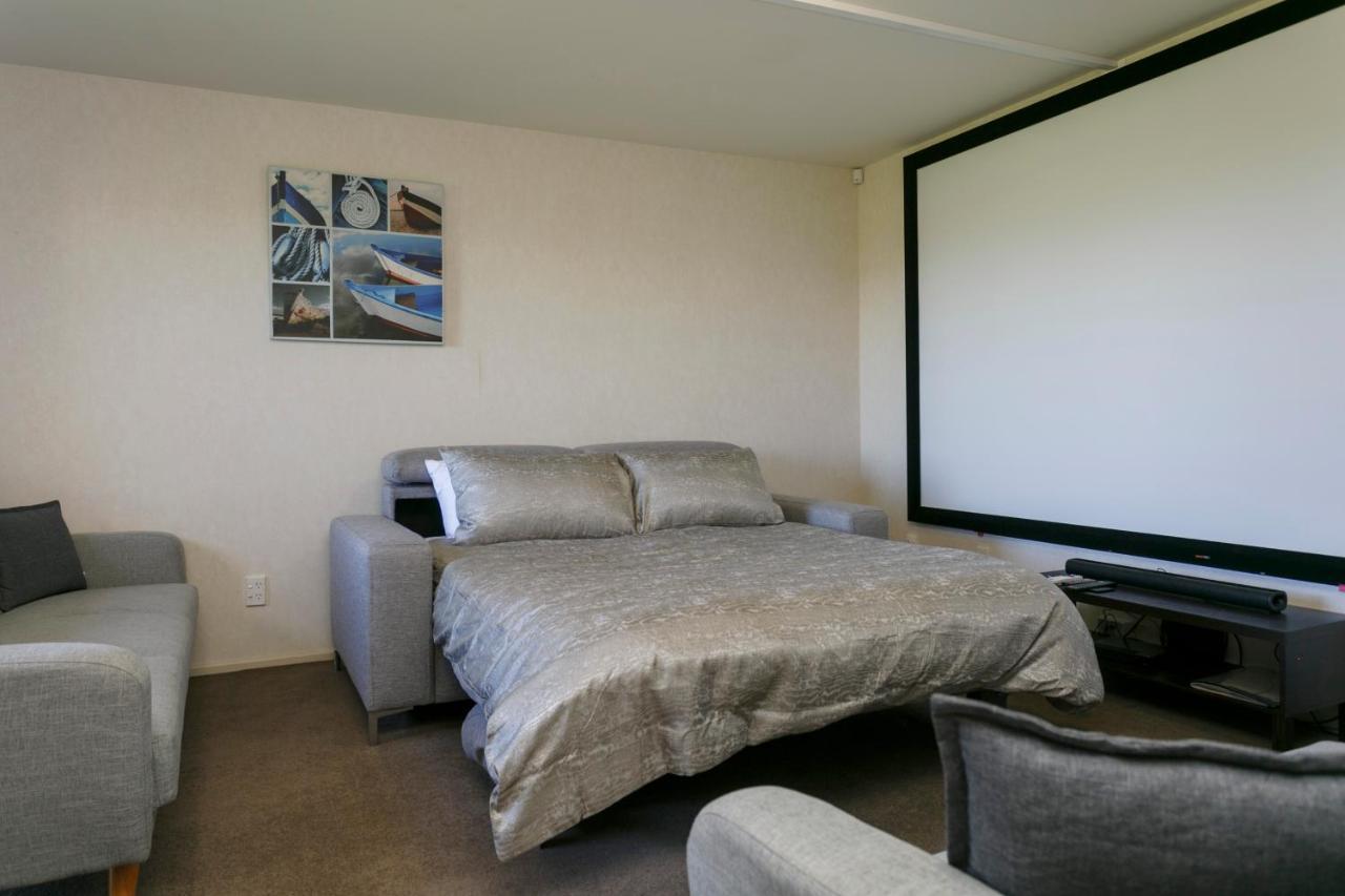 Studio 28 Taupo Luaran gambar