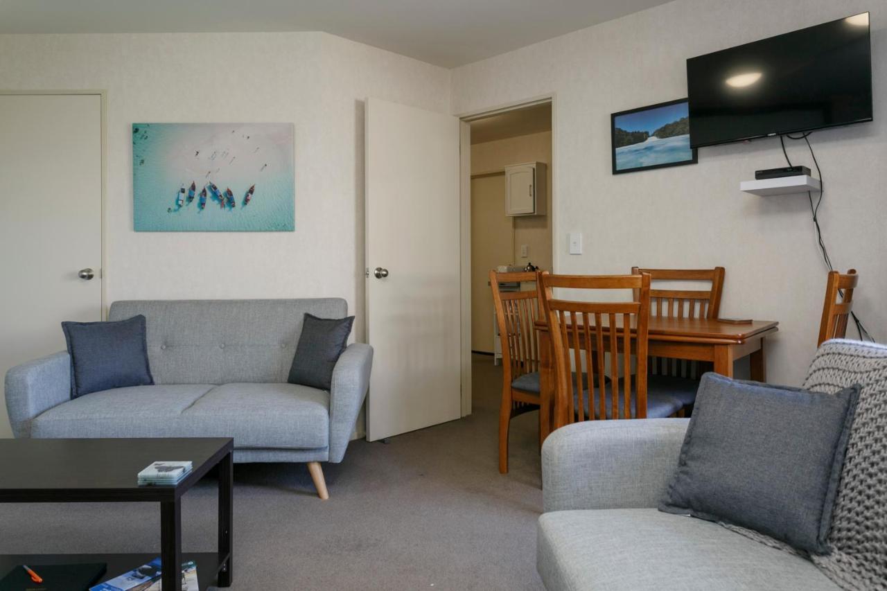 Studio 28 Taupo Luaran gambar