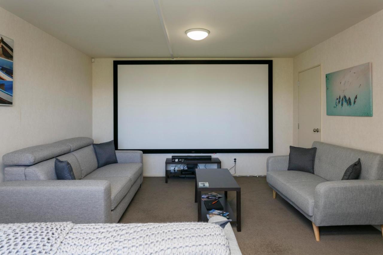 Studio 28 Taupo Luaran gambar